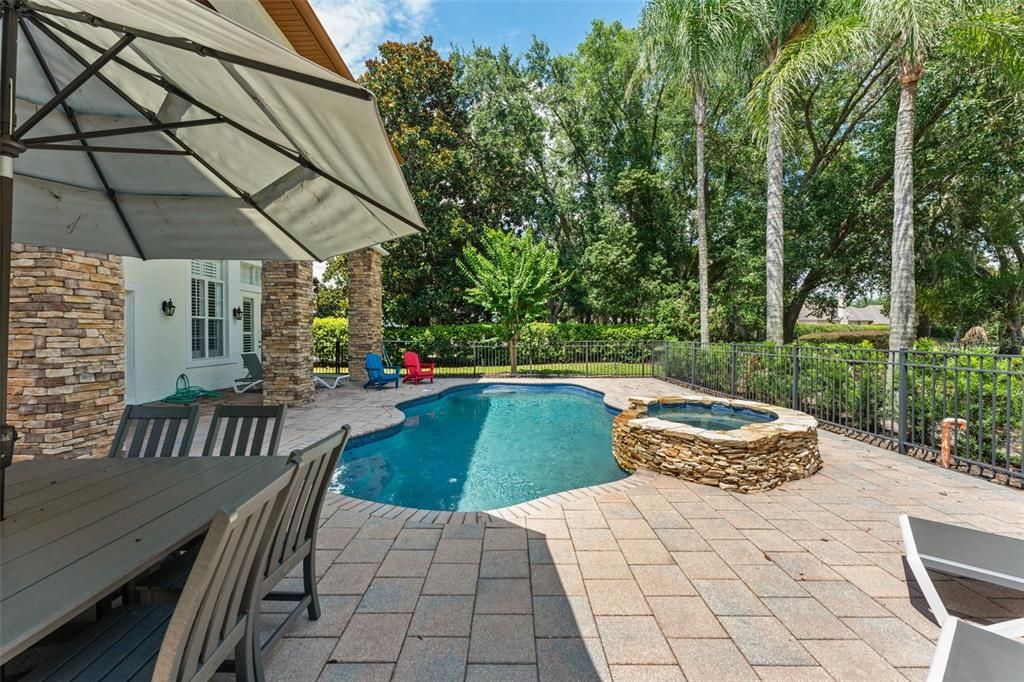 For Sale: $2,550,000 (5 beds, 4 baths, 5036 Square Feet)