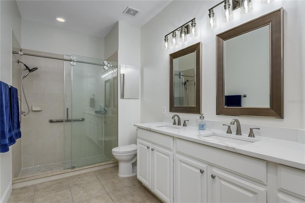 For Sale: $339,000 (3 beds, 2 baths, 1616 Square Feet)