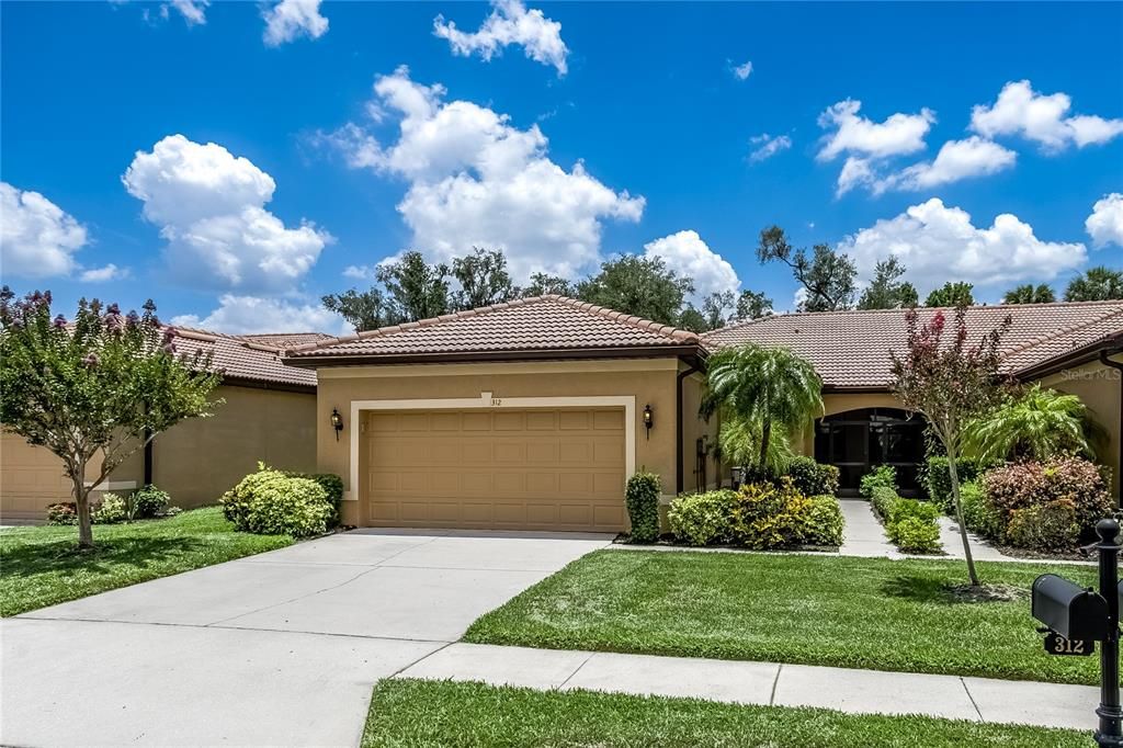 For Sale: $339,000 (3 beds, 2 baths, 1616 Square Feet)