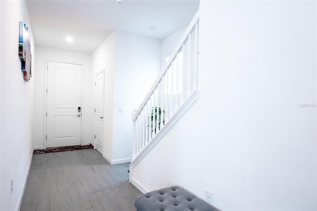 En Venta: $485,000 (4 camas, 2 baños, 2115 Pies cuadrados)