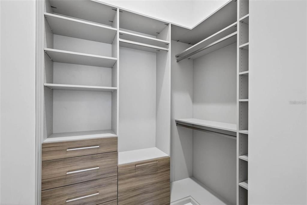 En Renta: $13,000 (4 camas, 4 baños, 4465 Pies cuadrados)