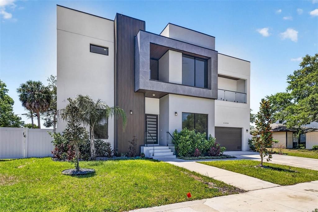 En Renta: $13,000 (4 camas, 4 baños, 4465 Pies cuadrados)