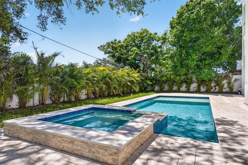 En Renta: $13,000 (4 camas, 4 baños, 4465 Pies cuadrados)