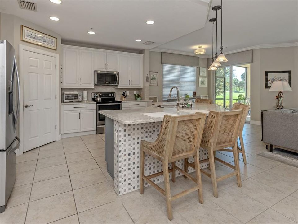 For Sale: $479,000 (3 beds, 2 baths, 1744 Square Feet)