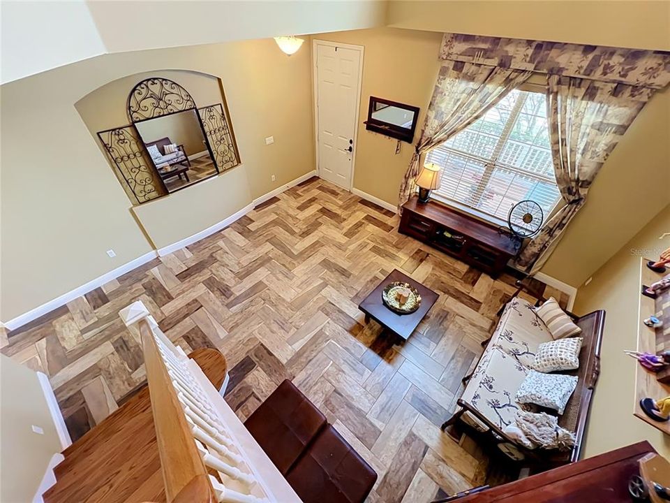 На продажу: $645,000 (5 спален, 2 ванн, 3323 Квадратных фут)