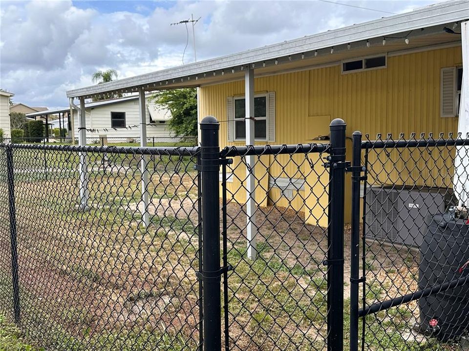 For Sale: $174,900 (2 beds, 2 baths, 1020 Square Feet)