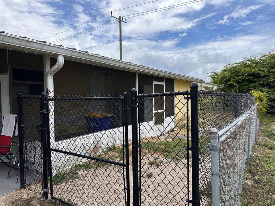 For Sale: $174,900 (2 beds, 2 baths, 1020 Square Feet)
