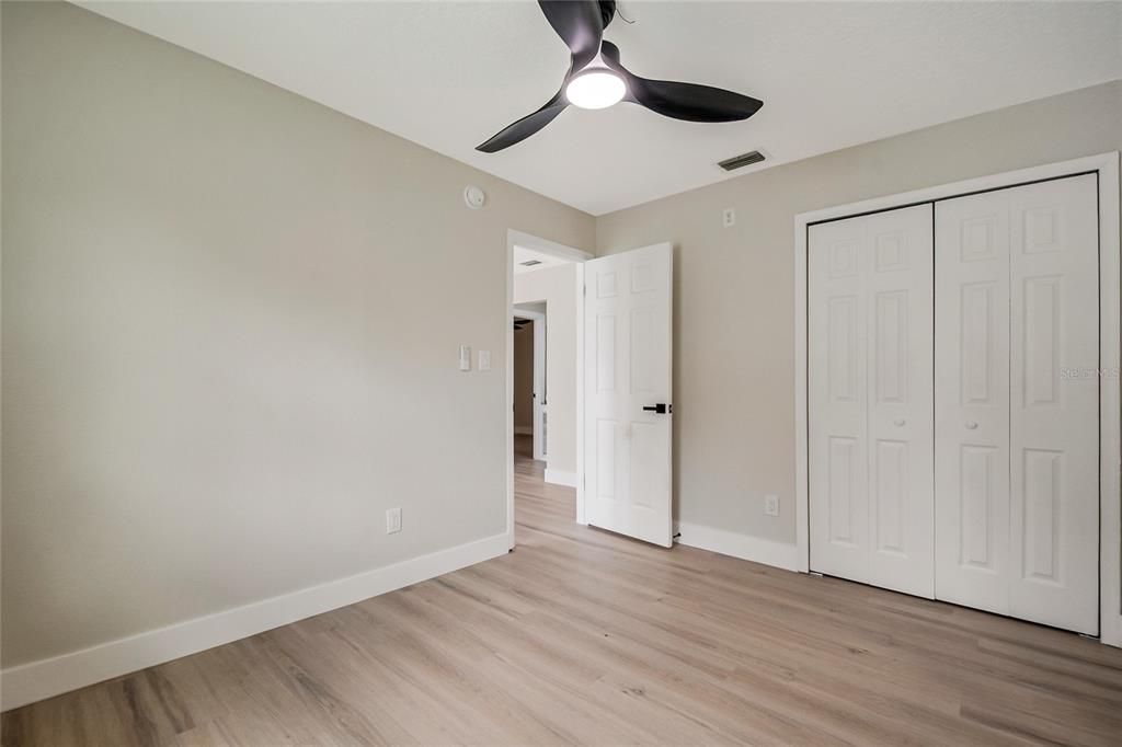 For Sale: $330,000 (3 beds, 2 baths, 1100 Square Feet)