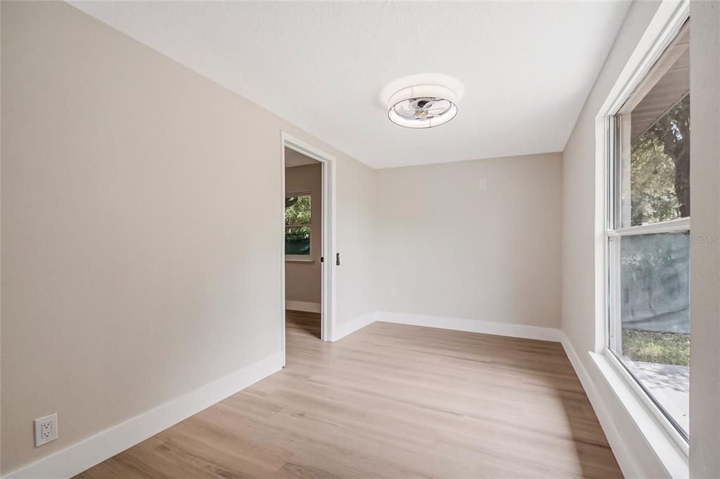 For Sale: $330,000 (3 beds, 2 baths, 1100 Square Feet)