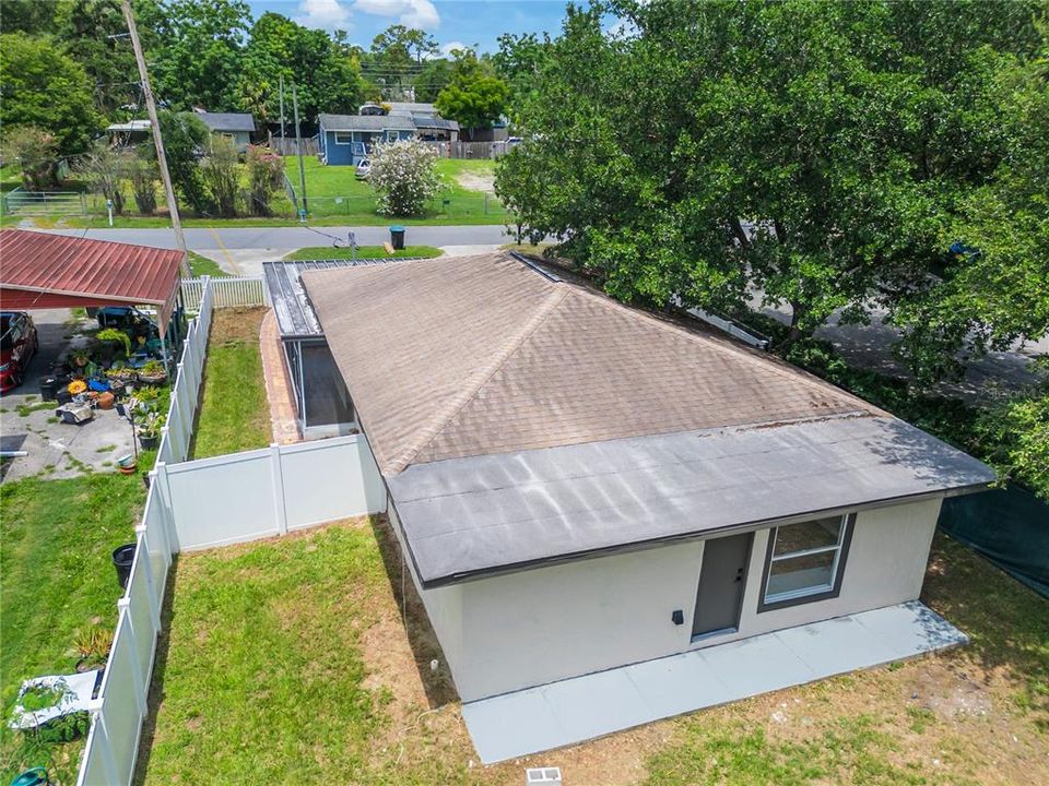 For Sale: $330,000 (3 beds, 2 baths, 1100 Square Feet)