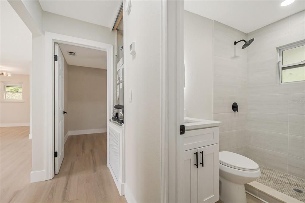 For Sale: $330,000 (3 beds, 2 baths, 1100 Square Feet)