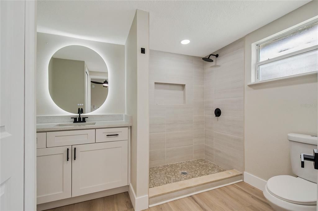 For Sale: $330,000 (3 beds, 2 baths, 1100 Square Feet)