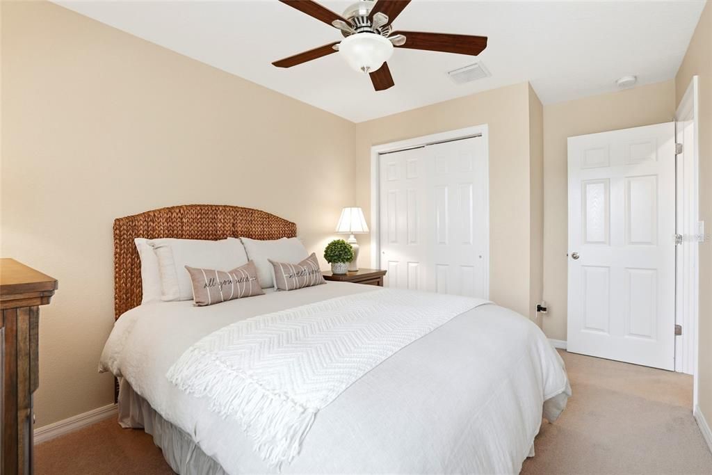For Sale: $249,900 (3 beds, 2 baths, 1400 Square Feet)