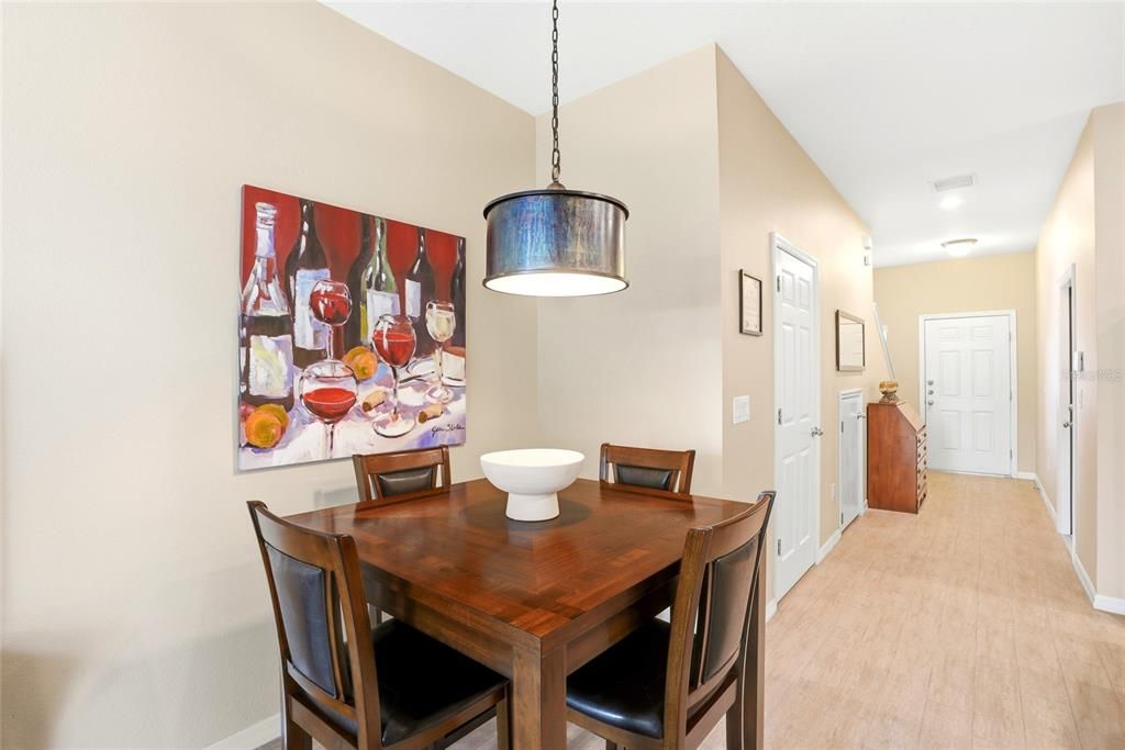 For Sale: $249,900 (3 beds, 2 baths, 1400 Square Feet)