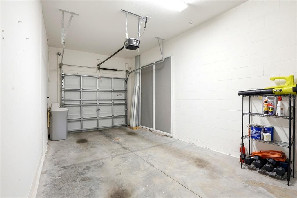For Sale: $249,900 (3 beds, 2 baths, 1400 Square Feet)