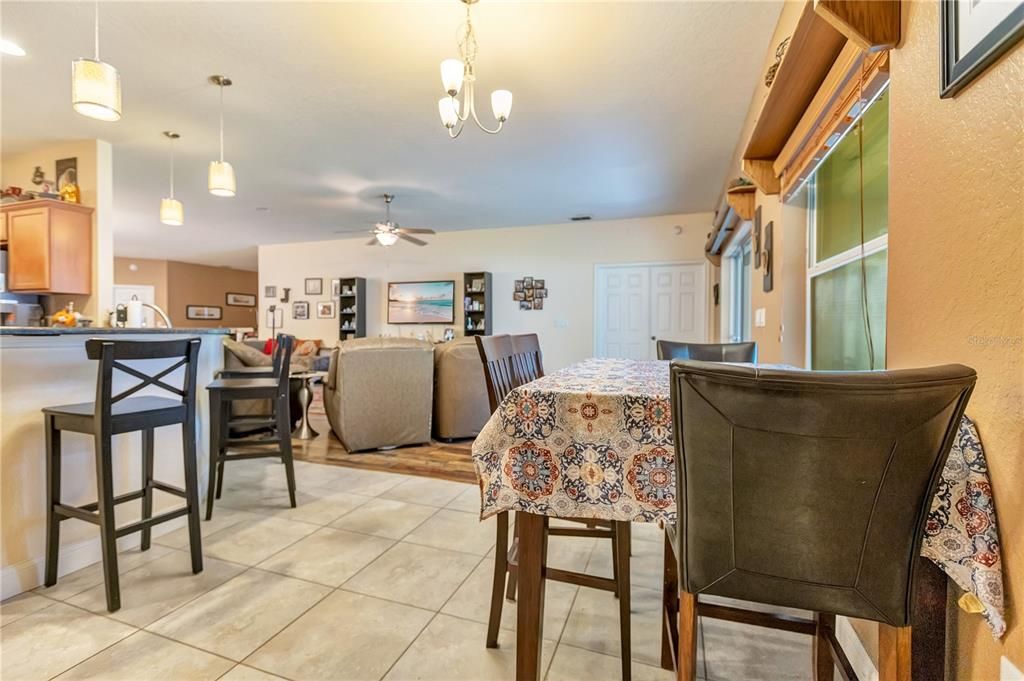 For Sale: $475,000 (4 beds, 3 baths, 2856 Square Feet)