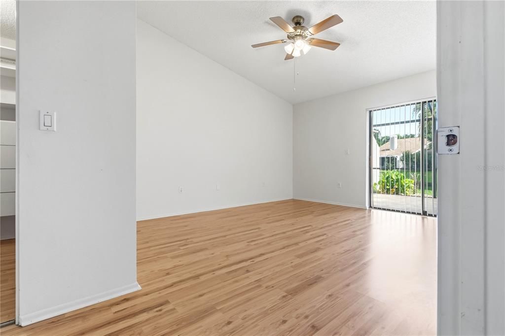 En Venta: $420,000 (2 camas, 2 baños, 1659 Pies cuadrados)