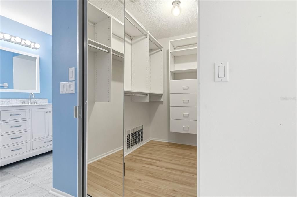 En Venta: $420,000 (2 camas, 2 baños, 1659 Pies cuadrados)