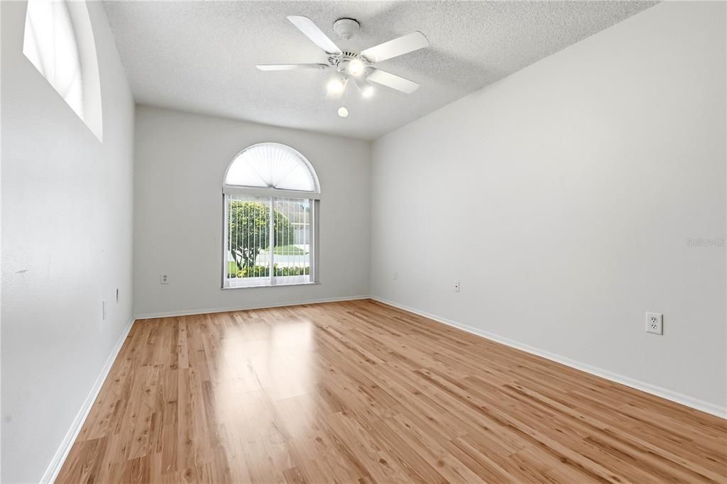 En Venta: $420,000 (2 camas, 2 baños, 1659 Pies cuadrados)