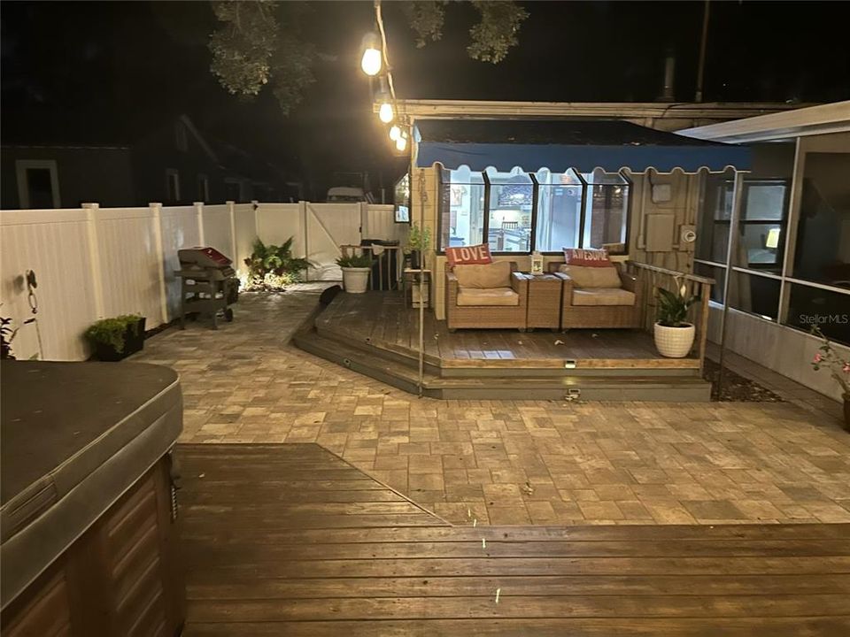 For Rent: $3,500 (2 beds, 2 baths, 1802 Square Feet)