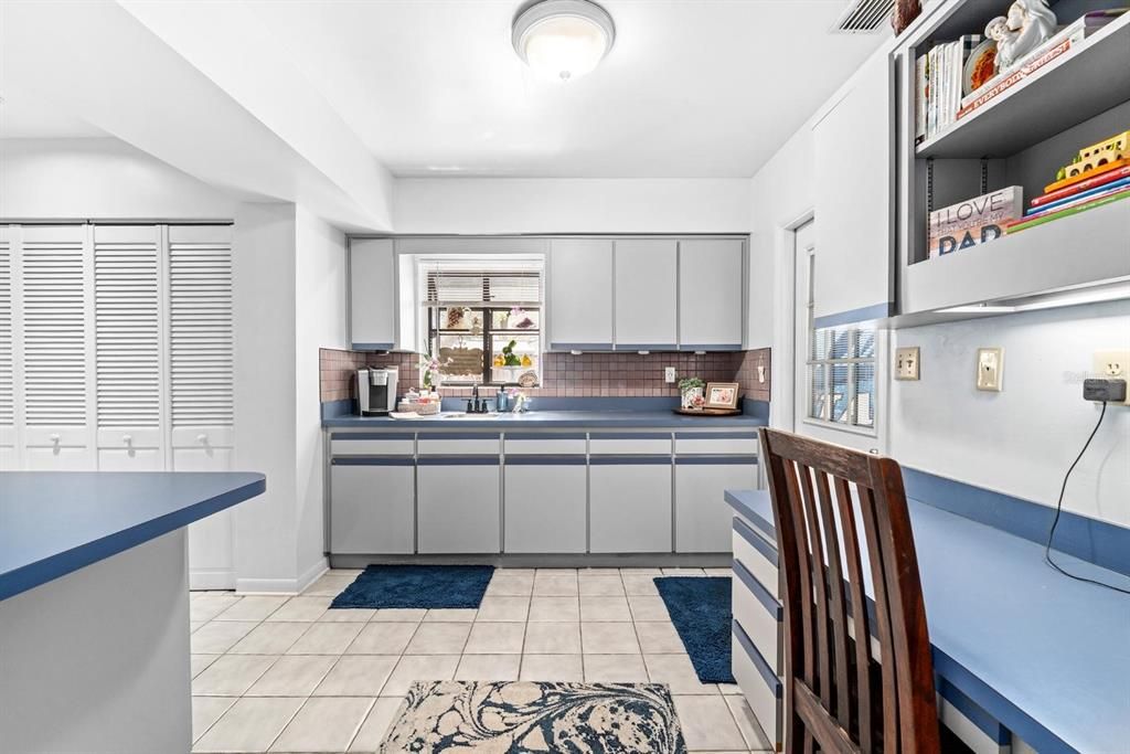 For Rent: $3,500 (2 beds, 2 baths, 1802 Square Feet)