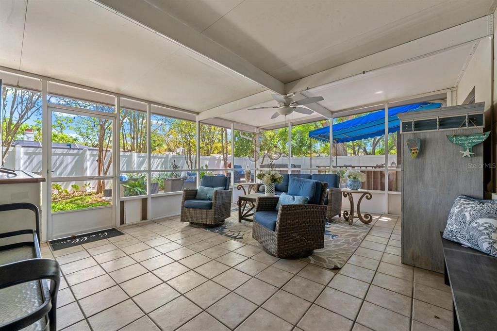 For Rent: $3,500 (2 beds, 2 baths, 1802 Square Feet)