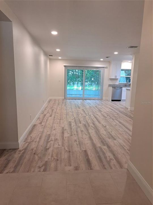 For Sale: $330,000 (3 beds, 2 baths, 1458 Square Feet)
