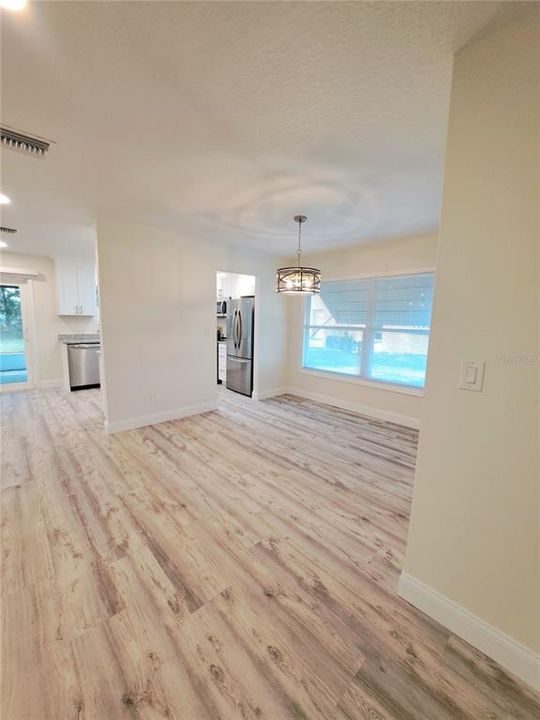 For Sale: $330,000 (3 beds, 2 baths, 1458 Square Feet)