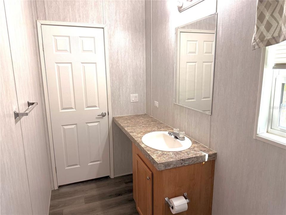 For Sale: $249,900 (3 beds, 2 baths, 1080 Square Feet)