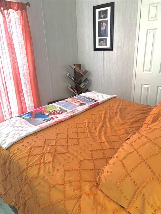 For Sale: $249,900 (3 beds, 2 baths, 1080 Square Feet)