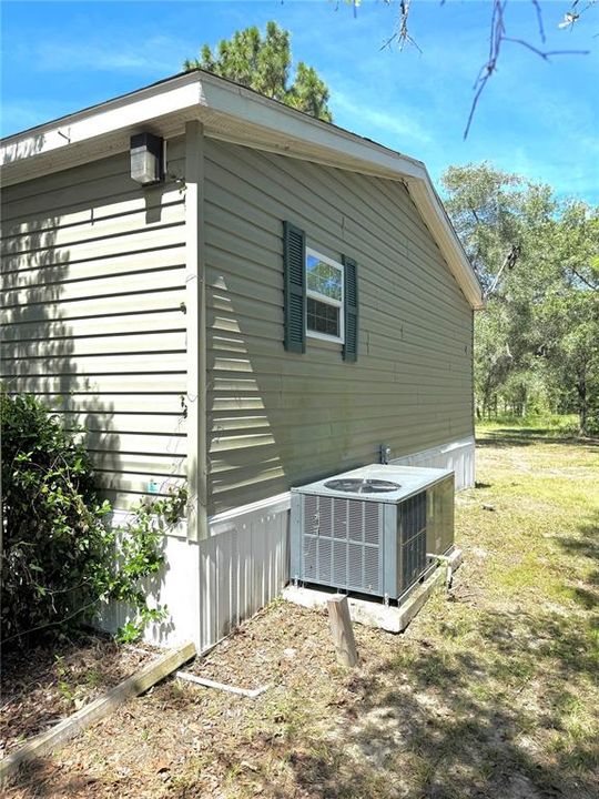 For Sale: $249,900 (3 beds, 2 baths, 1080 Square Feet)