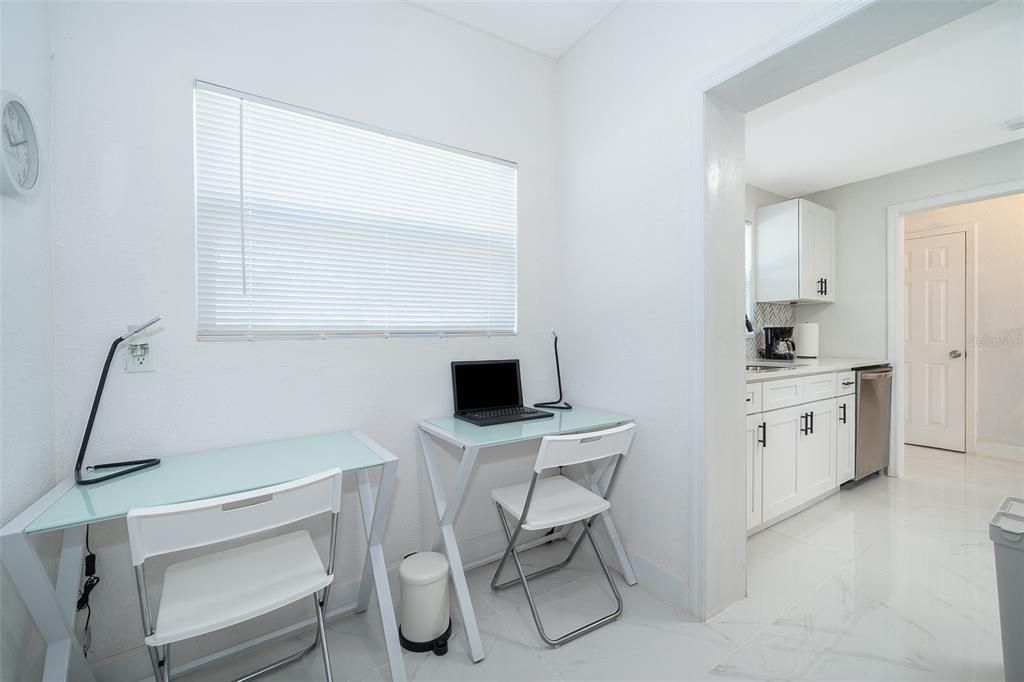 En Venta: $329,500 (3 camas, 2 baños, 1351 Pies cuadrados)