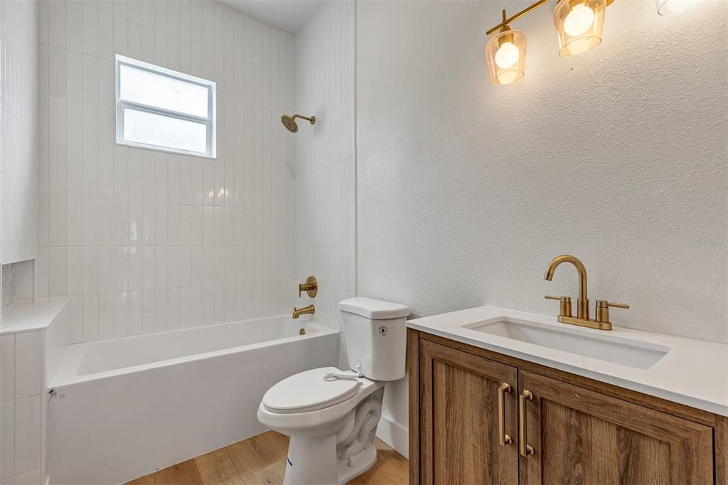 For Sale: $499,000 (3 beds, 3 baths, 2160 Square Feet)