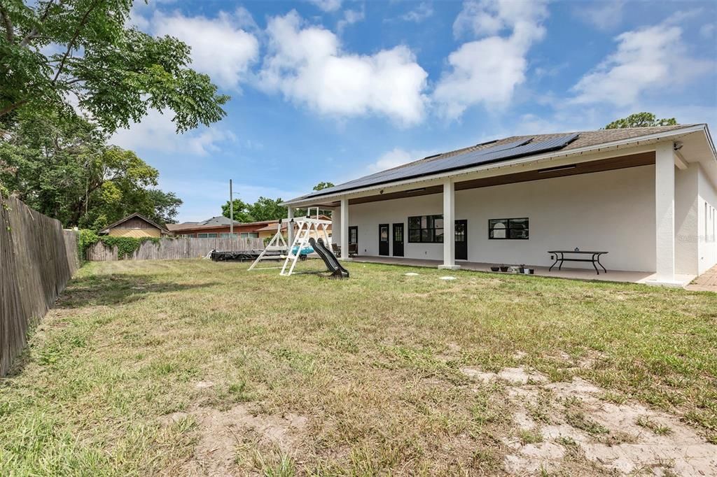 For Sale: $499,000 (3 beds, 3 baths, 2160 Square Feet)