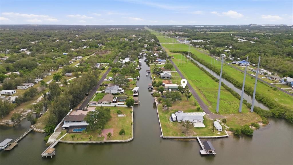 En Venta: $749,900 (3 camas, 3 baños, 1992 Pies cuadrados)