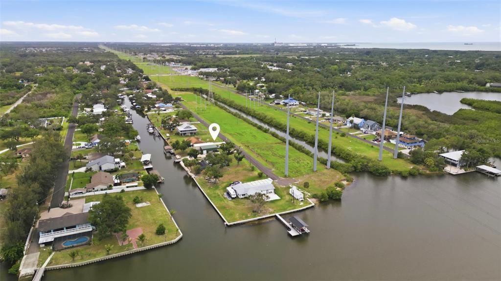 En Venta: $749,900 (3 camas, 3 baños, 1992 Pies cuadrados)