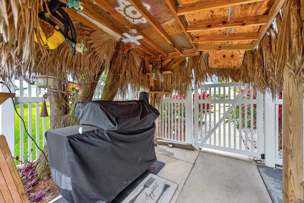 For Sale: $425,000 (3 beds, 2 baths, 1528 Square Feet)