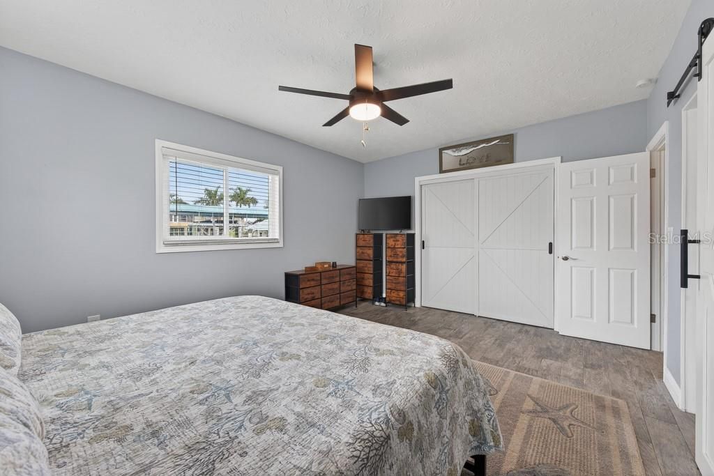 For Sale: $425,000 (3 beds, 2 baths, 1528 Square Feet)