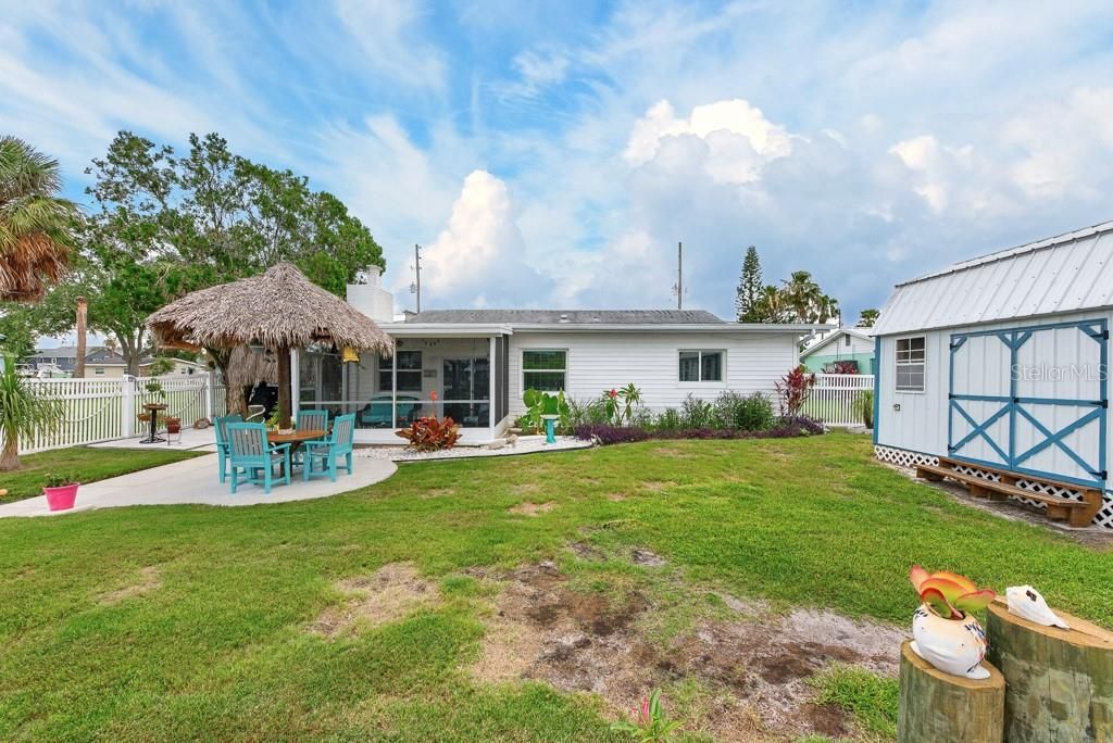 For Sale: $425,000 (3 beds, 2 baths, 1528 Square Feet)