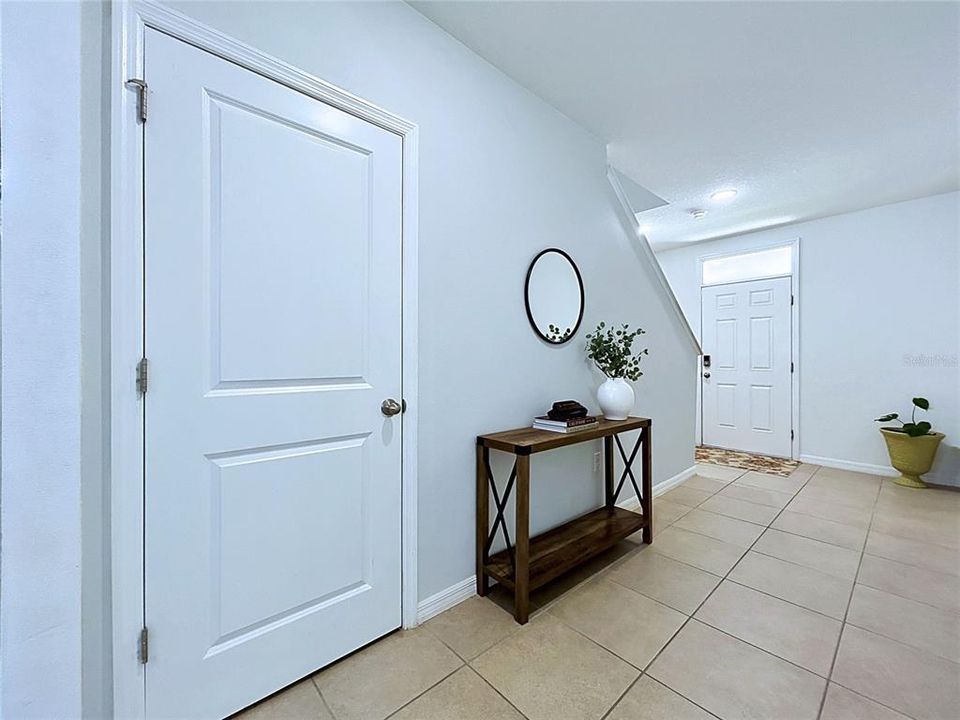 For Sale: $500,000 (5 beds, 3 baths, 2447 Square Feet)