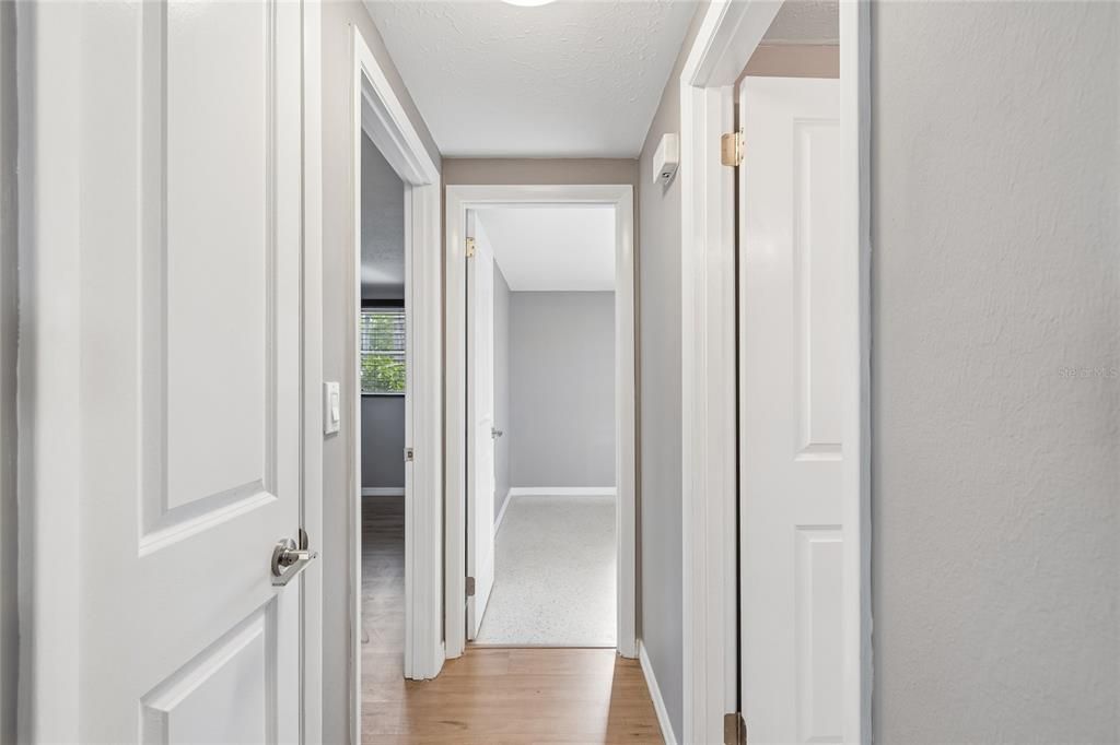 For Sale: $365,000 (3 beds, 1 baths, 1118 Square Feet)