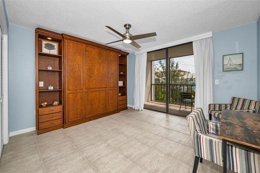 For Sale: $525,000 (2 beds, 2 baths, 1345 Square Feet)