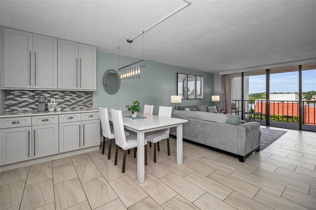 For Sale: $525,000 (2 beds, 2 baths, 1345 Square Feet)