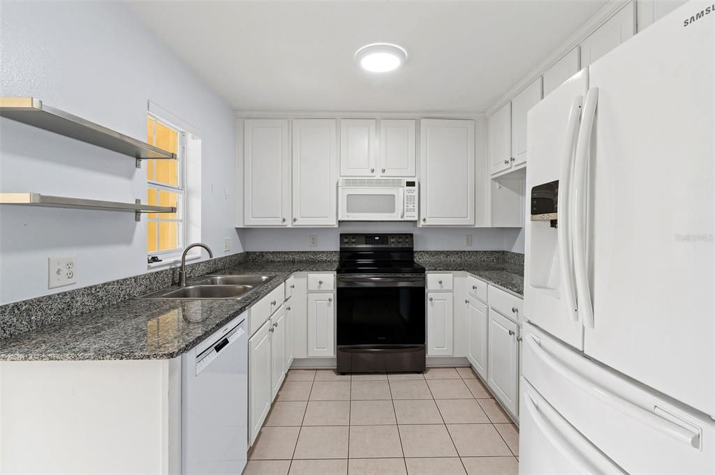 En Venta: $245,000 (2 camas, 2 baños, 1538 Pies cuadrados)