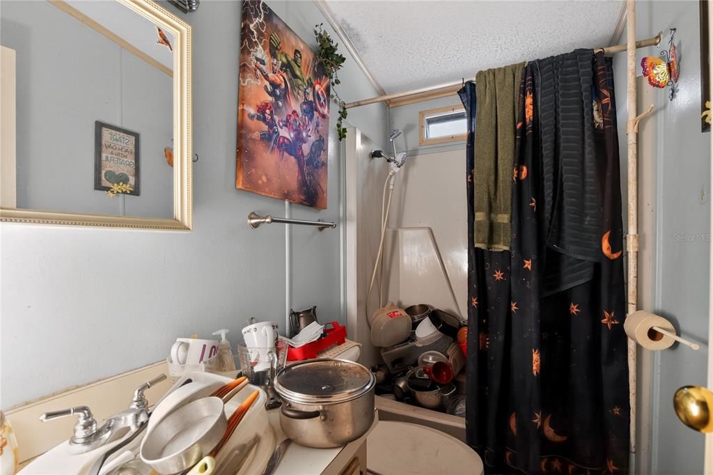 For Sale: $79,900 (2 beds, 2 baths, 1188 Square Feet)