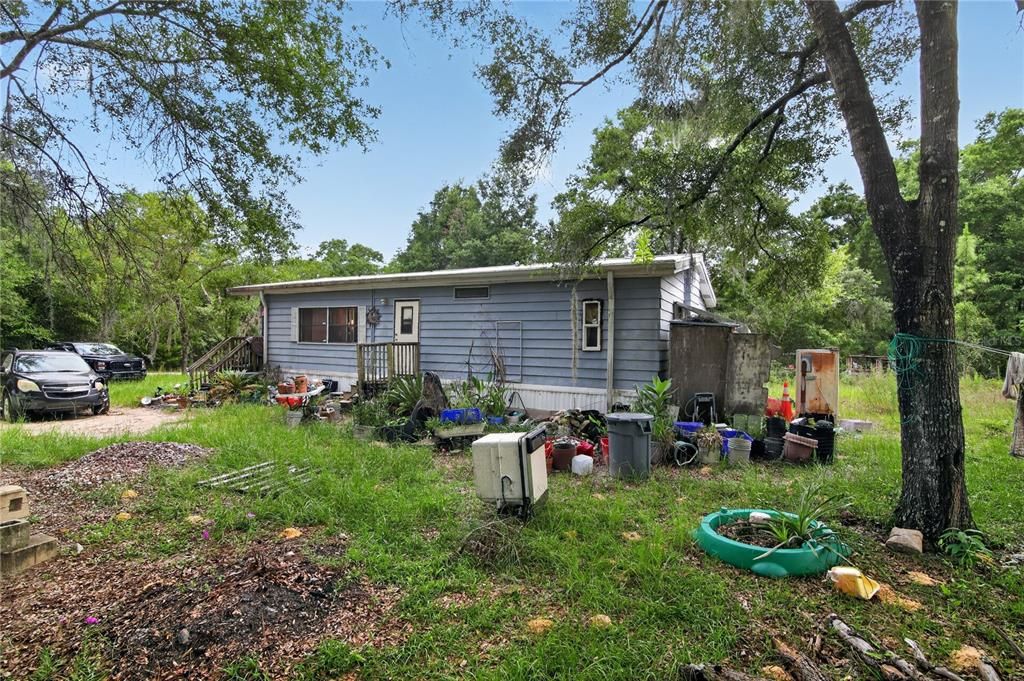 For Sale: $79,900 (2 beds, 2 baths, 1188 Square Feet)