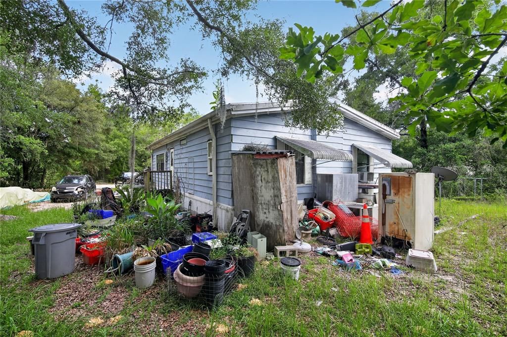 For Sale: $79,900 (2 beds, 2 baths, 1188 Square Feet)