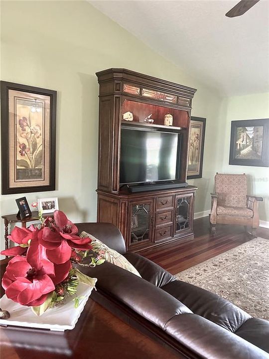 En Venta: $440,000 (3 camas, 2 baños, 1729 Pies cuadrados)