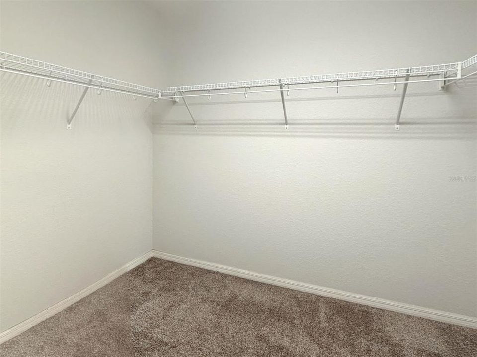 For Rent: $2,500 (3 beds, 2 baths, 2143 Square Feet)