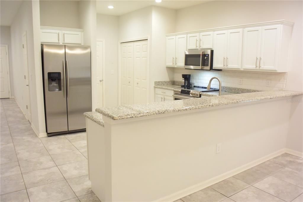 For Rent: $2,500 (3 beds, 2 baths, 2143 Square Feet)